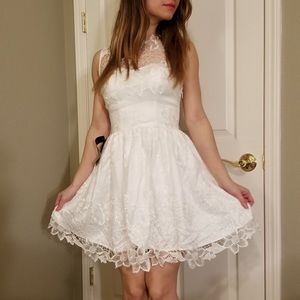 New Bebe lace dress